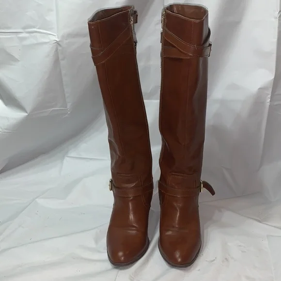 Chaps Brown Fargo Size 9B Heeled calf Synthetic Leather Boot - Picture 2 of 9